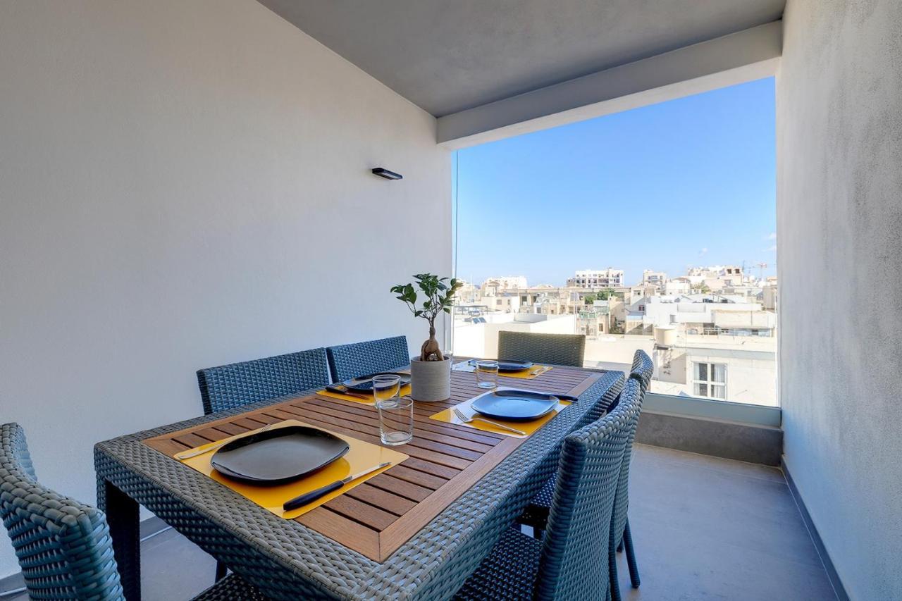 Perfect Location Idyllic 2Br Apartment Sliema Dış mekan fotoğraf